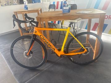 Orbea GAIN D30 20mph 2022 2022 Road & Gravel usato, Arancione — immagine 2 di 9