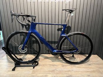 Used Orbea ORCA AERO M30iLTD 2024 2024 Road & Gravel — image 2 of 7