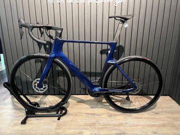 Brugt Orbea ORCA AERO M30iLTD 2024 2024 Road & Gravel — billede 2 af 7