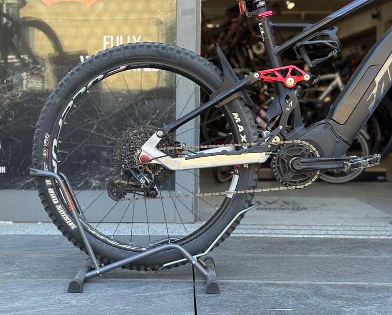 Used Fantic XEF 1.9 Fantic Racing 2022 2022 Mountainbike, Light Gray, 29, 27.5 — image 3 of 5