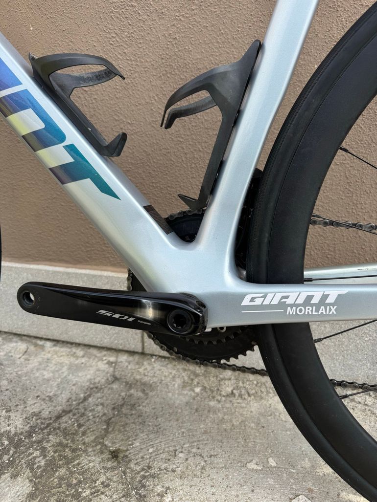 Used Giant Propel Advanced 2 2023 2023 Road & Gravel, Light Gray — image 8 of 19