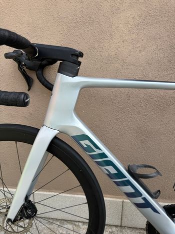 Used Giant Propel Advanced 2 2023 2023 Road & Gravel, Light Gray — image 4 of 19