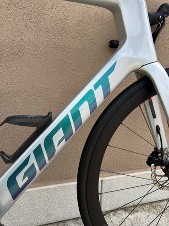 Used Giant Propel Advanced 2 2023 2023 Road & Gravel, Light Gray — image 19 of 19