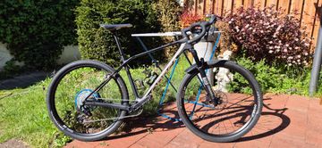 Käytetty Orbea ALMA M21 2023 Road & Gravel