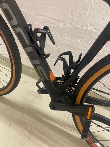 Used Focus Atlas Shimano GRX 2023 Road & Gravel, Black — image 6 of 8