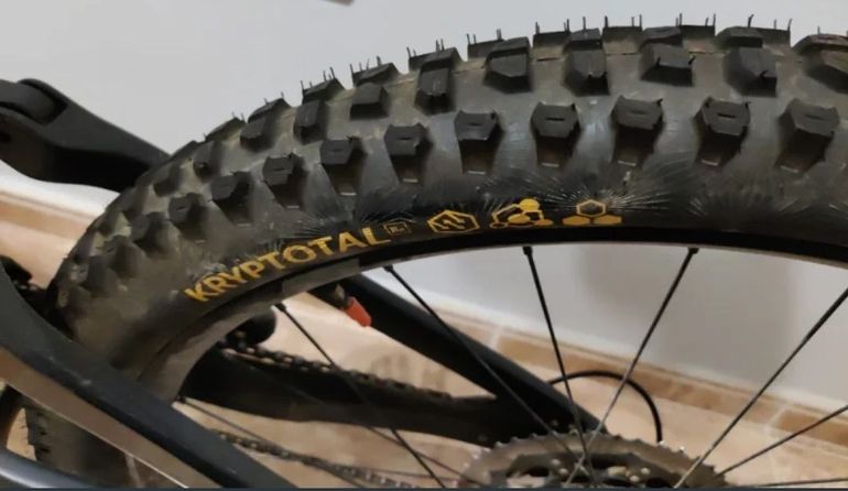Used Specialized Enduro Shimano Deore XT 2019 Mountainbike, Nero — image 11 of 13