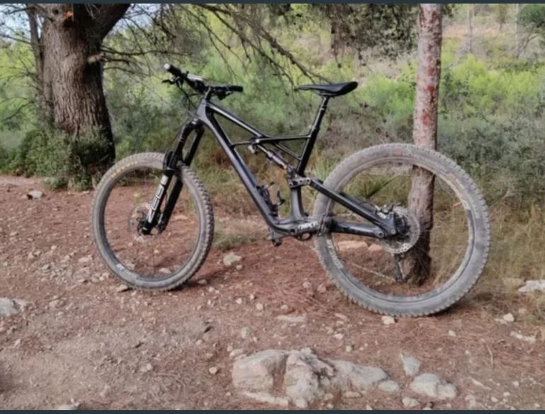 Used Specialized Enduro Shimano Deore XT 2019 Mountainbike, Nero — image 3 of 13