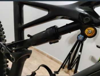 Used Specialized Enduro Shimano Deore XT 2019 Mountainbike, Nero — image 10 of 13