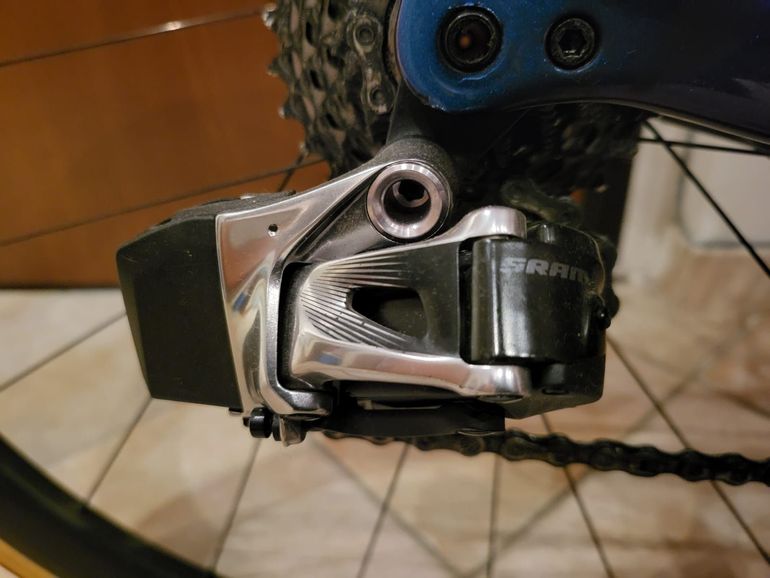 Used Specialized S-Works Venge ViAS Disc eTap 2018 2018 Road & Gravel — image 10 of 10
