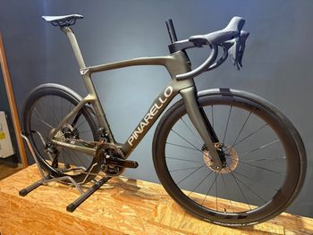 Used Pinarello F5 105 Di2 2026 2026 Road & Gravel, Green — image 3 of 7