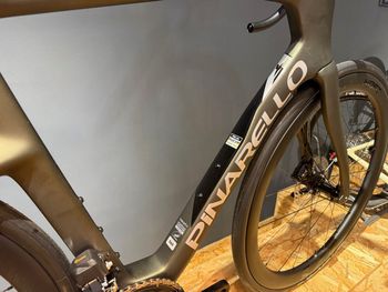 Used Pinarello F5 105 Di2 2026 2026 Road & Gravel, Green — image 7 of 7