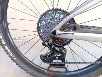 Used BMC Fourstroke SRAM XX1 Eagle 2022 Mountainbike, Light Gray — image 4 of 11