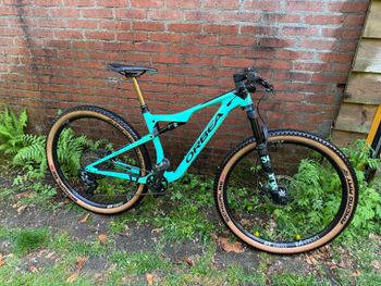 Used Orbea Orbea Oiz M20 TR SRAM AXS 2020 Mountainbike, Green — image 2 of 7