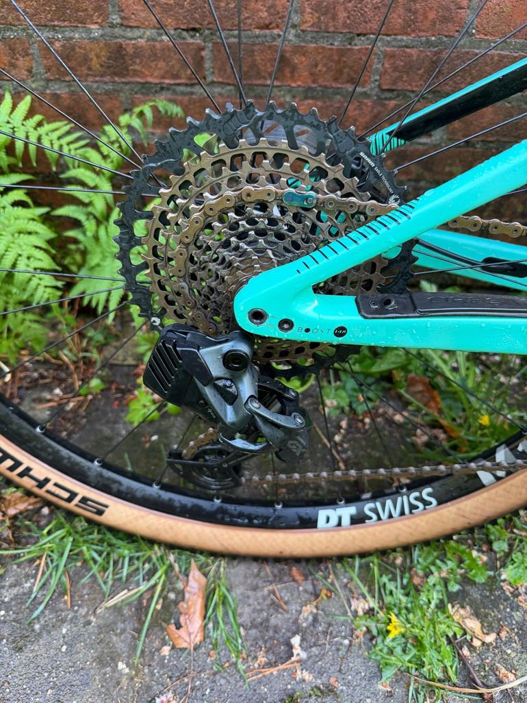 Used Orbea Orbea Oiz M20 TR SRAM AXS 2020 Mountainbike, Green — image 3 of 7
