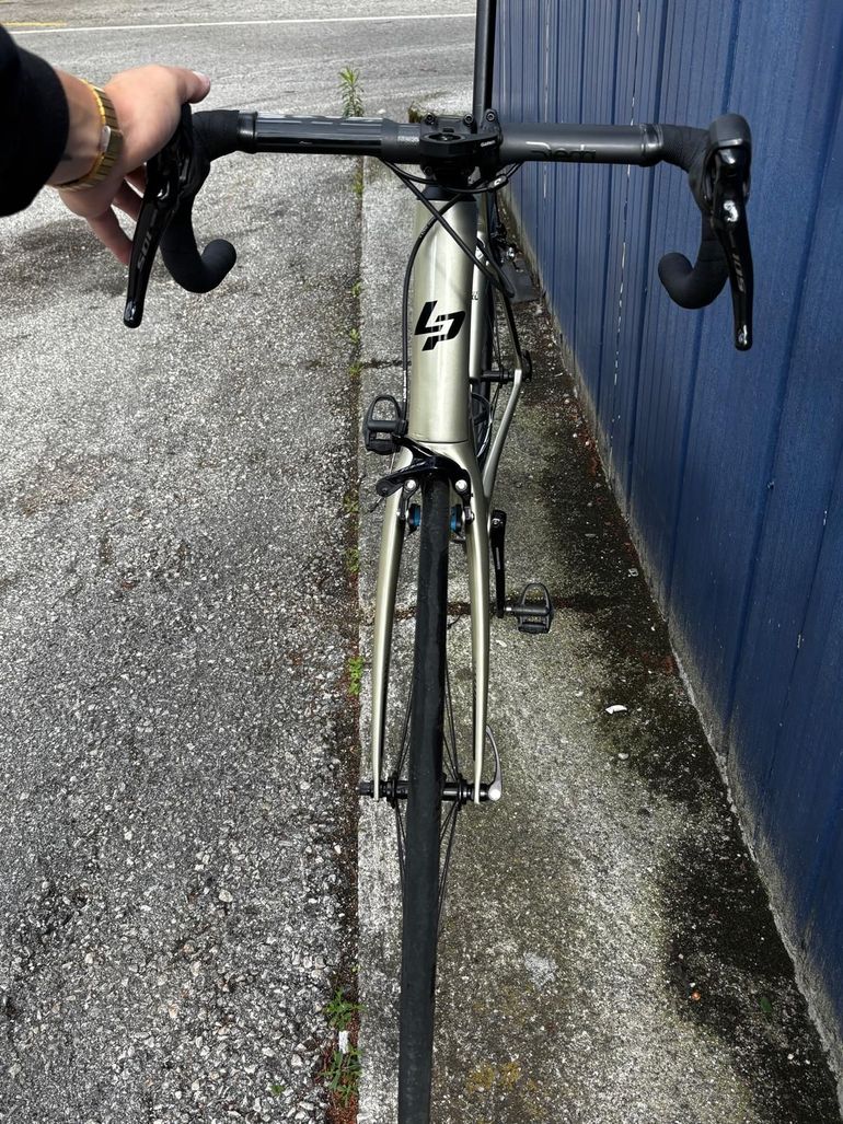 Used Lapierre Pulsium Shimano 105 2023 Road & Gravel, Nero — image 5 of 8