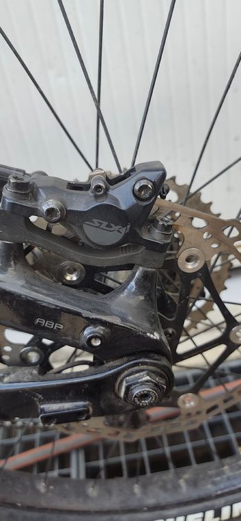Used Trek Powerfly FS 4 2021 2021 Mountainbike — image 4 of 11