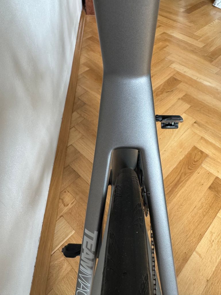Used BMC Teammachine SLR02 DISC ONE 2020 2020 Road & Gravel, Light Gray — image 15 of 16