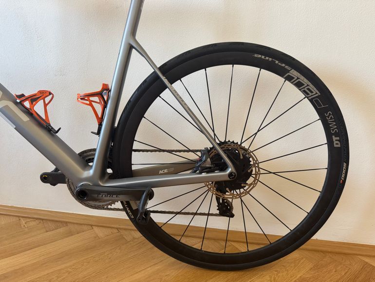 Used BMC Teammachine SLR02 DISC ONE 2020 2020 Road & Gravel, Light Gray — image 3 of 16