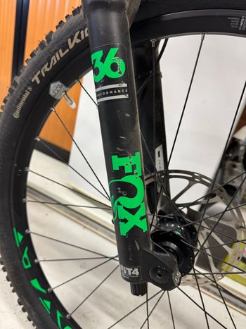 Used CUBE STEREO 160 HPA SL 27.5 2017 2017 Mountainbike, Light Gray, 27.5 — image 2 of 4
