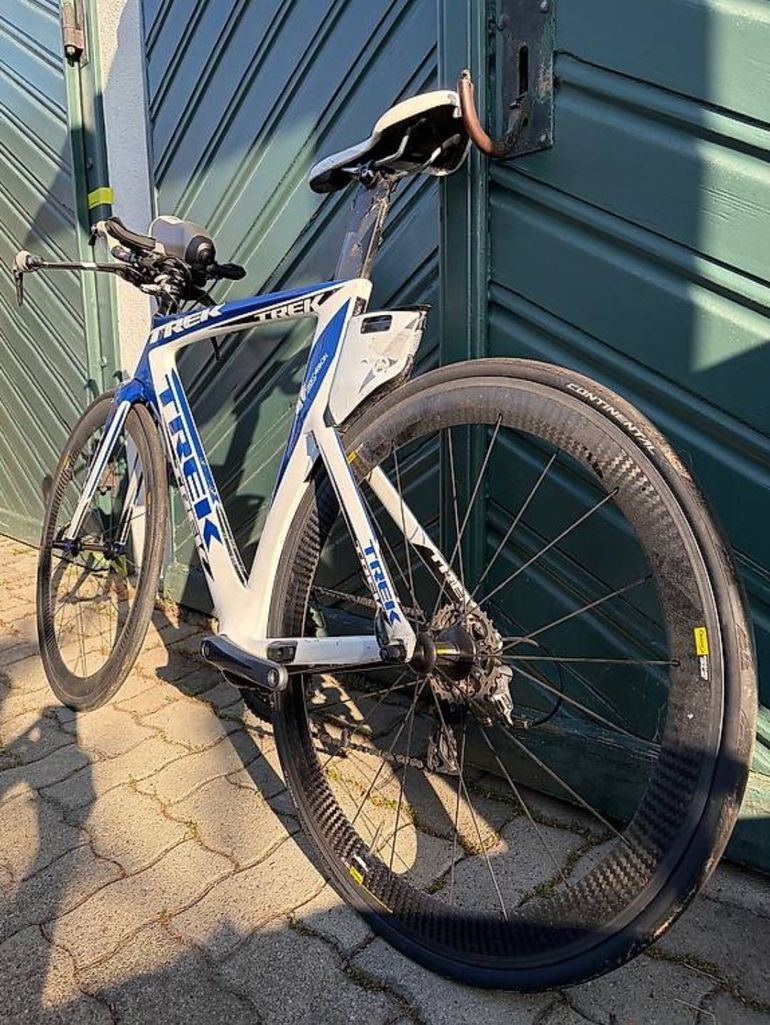 Used Trek Speed Concept 7.5 2012 2012 Road & Gravel, Blue — image 3 of 4