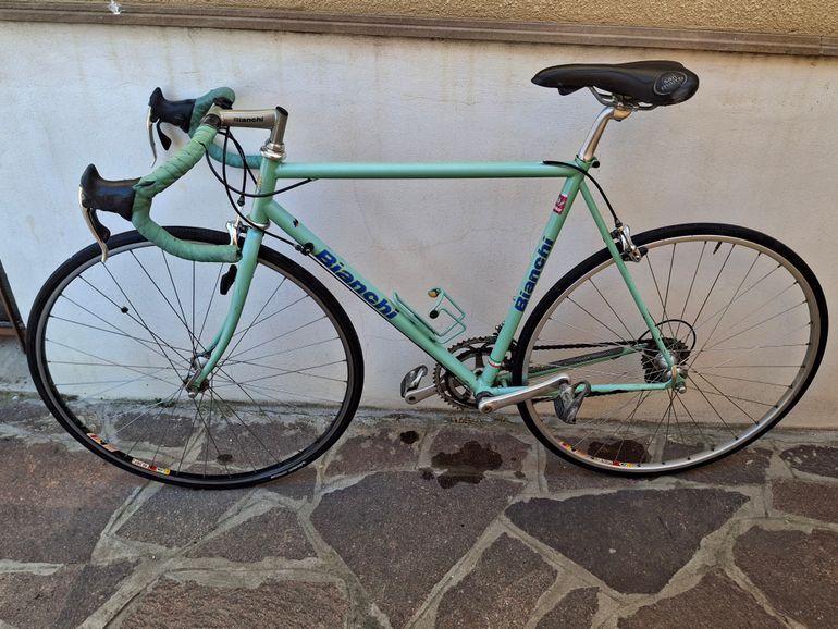 Used Bianchi Mega Pro 1995 Campagnolo Mirage 1995 Road & Gravel, Bianco — image 3 of 3