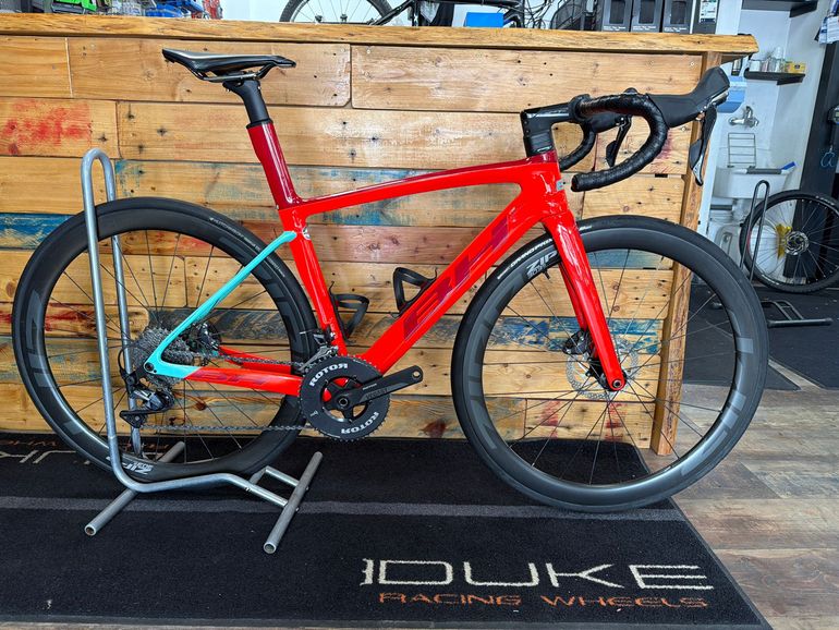 Used BH BH Custom Shimano Ultegra 2018 Road & Gravel, Rojo — image 1 of 3