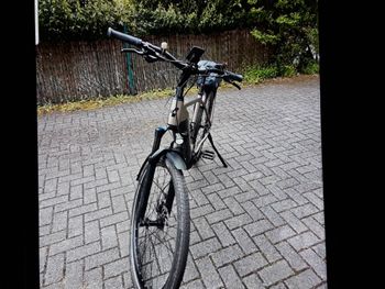 Used Cube Kathmandu Hybrid Pro 750 e- Bike Trekking 28/ 29 Zoll Cube Kathmandu Hybrid Pro 750 E- Trekking 2024 Urban, Nero — image 3 of 11