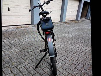 Used Cube Kathmandu Hybrid Pro 750 e- Bike Trekking 28/ 29 Zoll Cube Kathmandu Hybrid Pro 750 E- Trekking 2024 Urban, Nero — image 5 of 11