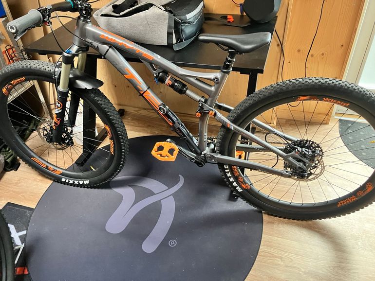 Used Whyte Whyte Custom SRAM XX1 2016 Mountainbike, Light Gray — image 2 of 4