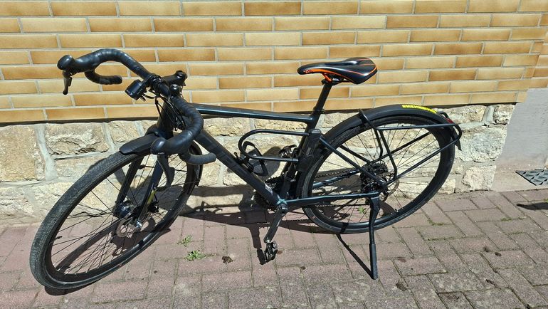 Used CUBE NUROAD FE 2024 2024 Road & Gravel — image 1 of 9