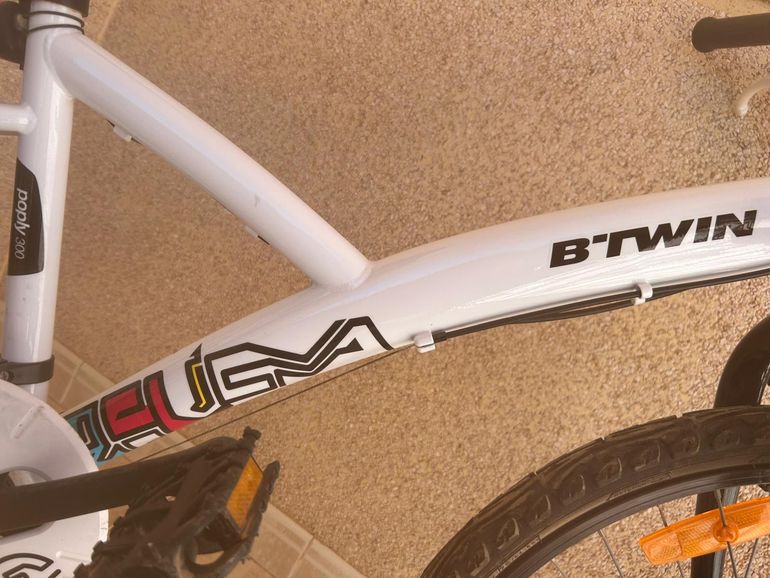 Used DECATHLON DECATHLON Custom Other Shimano 2018 Youth, White — image 8 of 16