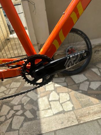 Used Mondraker Vantage Frameset 2016 Mountainbike, Orange — image 3 of 7