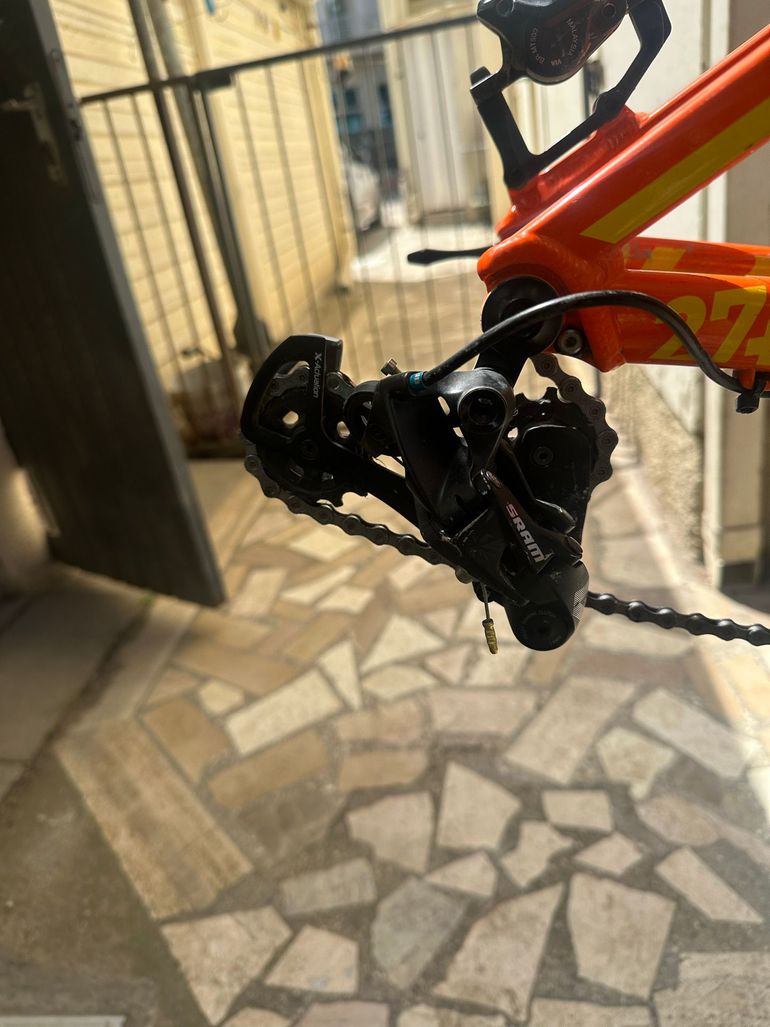 Used Mondraker Vantage Frameset 2016 Mountainbike, Orange — image 4 of 7