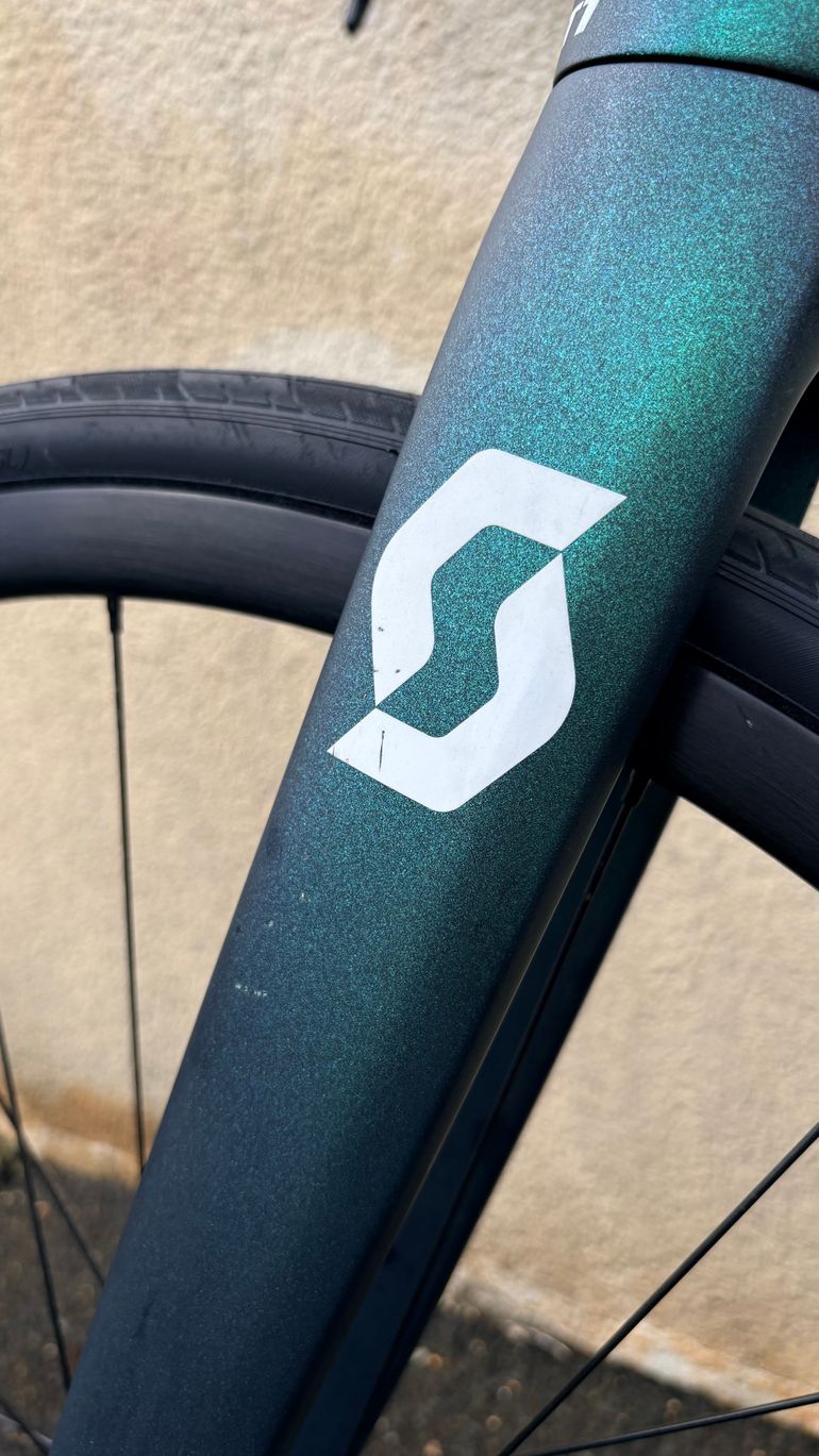 Used Scott Addict 20 2022 2022 Road & Gravel, Green — image 6 of 6