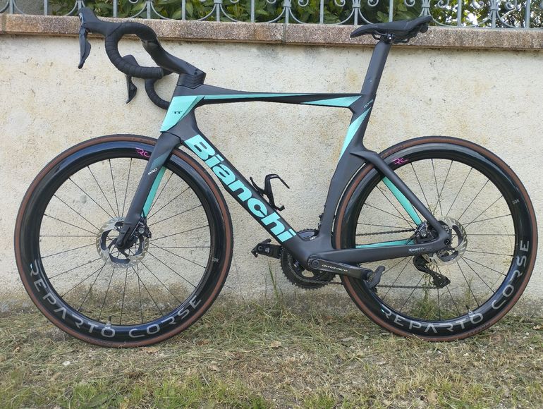 Used Bianchi Oltre PRO Durace Di2 2023 2023 Road & Gravel, Grün — image 2 of 12