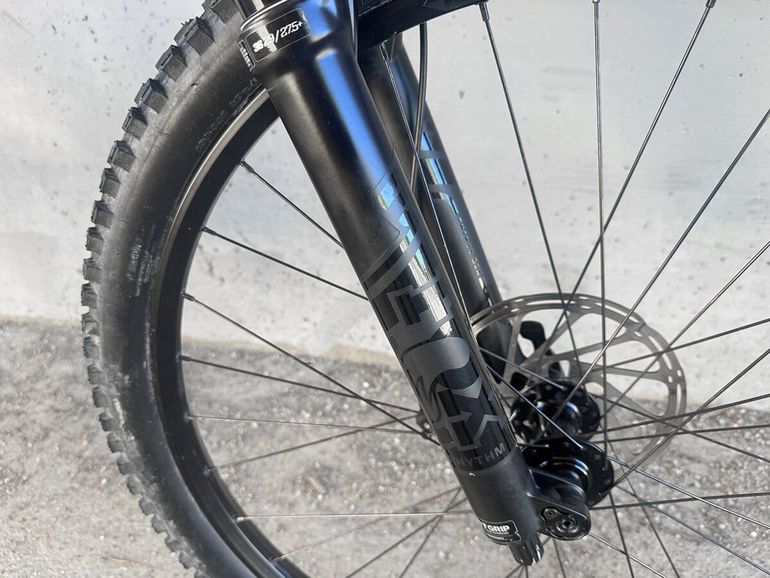 Used Mondraker CHASER 750 2022 2022 Mountainbike, Light Gray — image 11 of 12