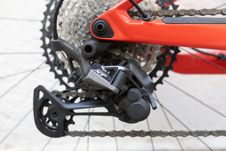 Used Canyon LUX Shimano Deore XT 2019 Mountainbike, Rosso — image 3 of 15