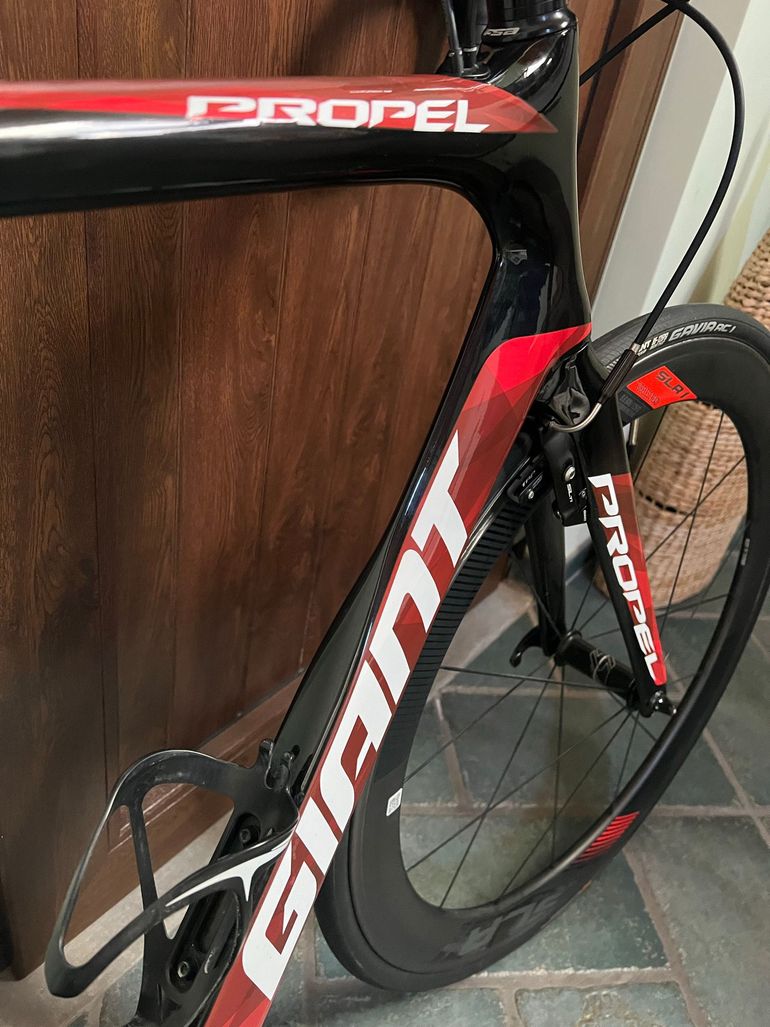 Used Giant Propel Shimano Ultegra 2018 Road & Gravel, Black — image 2 of 11