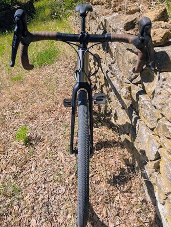 Used TRIBAN Men's Gravel Bike with Titanium Frame GRVL 900 2024 2024 Road & Gravel — image 4 of 4