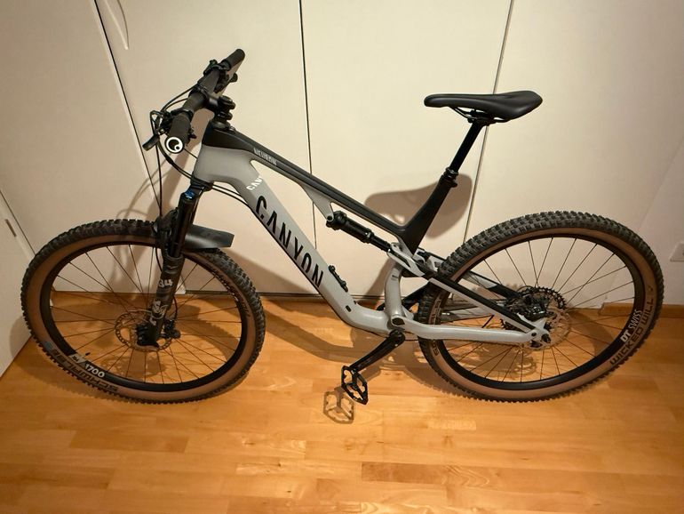 Used Canyon Neuron CF 8 2022 2022 Mountainbike — image 2 of 8