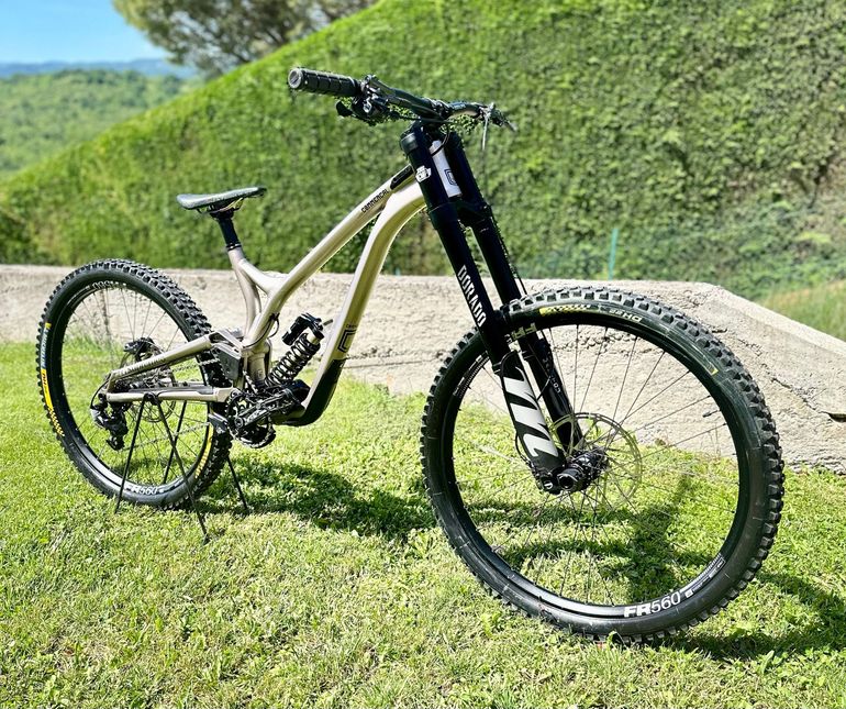 Used Commencal Commencal Custom SRAM GX 2022 Mountainbike — image 1 of 10