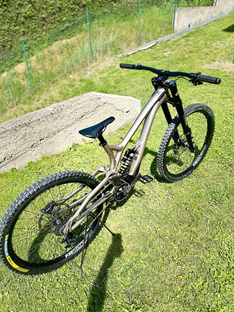 Used Commencal Commencal Custom SRAM GX 2022 Mountainbike — image 4 of 10