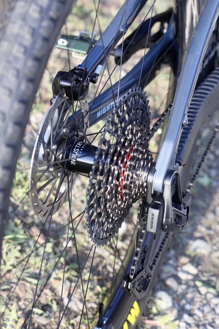 Used Santa Cruz HIGHTOWER X0 AXS / Carbon CC 2024 2024 Mountainbike — image 11 of 12