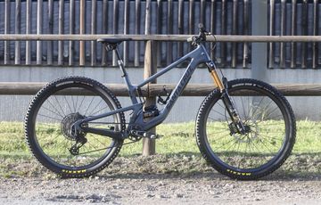 Brugt Santa Cruz HIGHTOWER X0 AXS / Carbon CC 2024 2024 MTB