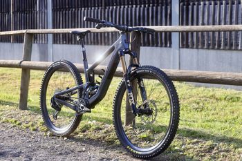 Used Santa Cruz HIGHTOWER X0 AXS / Carbon CC 2024 2024 Mountainbike — image 2 of 12