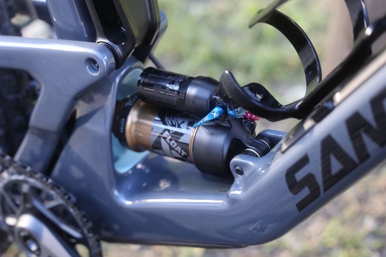 Used Santa Cruz HIGHTOWER X0 AXS / Carbon CC 2024 2024 Mountainbike — image 9 of 12
