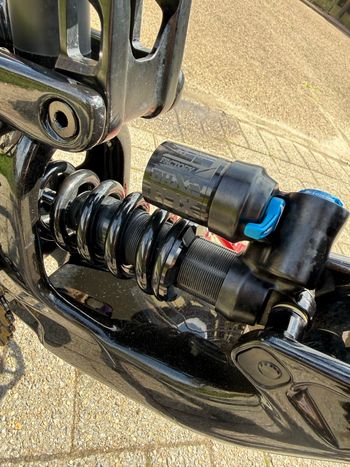 Used Rocky Mountain Altitude C70 Coil Shimano 2024 2024 Mountainbike, Black, 27.5, 29 — image 5 of 11