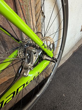 Used Cannondale Synapse SRAM Red 2016 Road & Gravel, Green — image 9 of 12