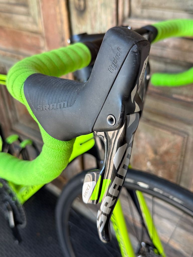 Used Cannondale Synapse SRAM Red 2016 Road & Gravel, Green — image 4 of 12