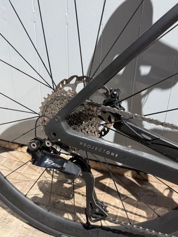 Used Trek Domane SLR 6 Gen 4 2024 2024 Road & Gravel — image 4 of 16